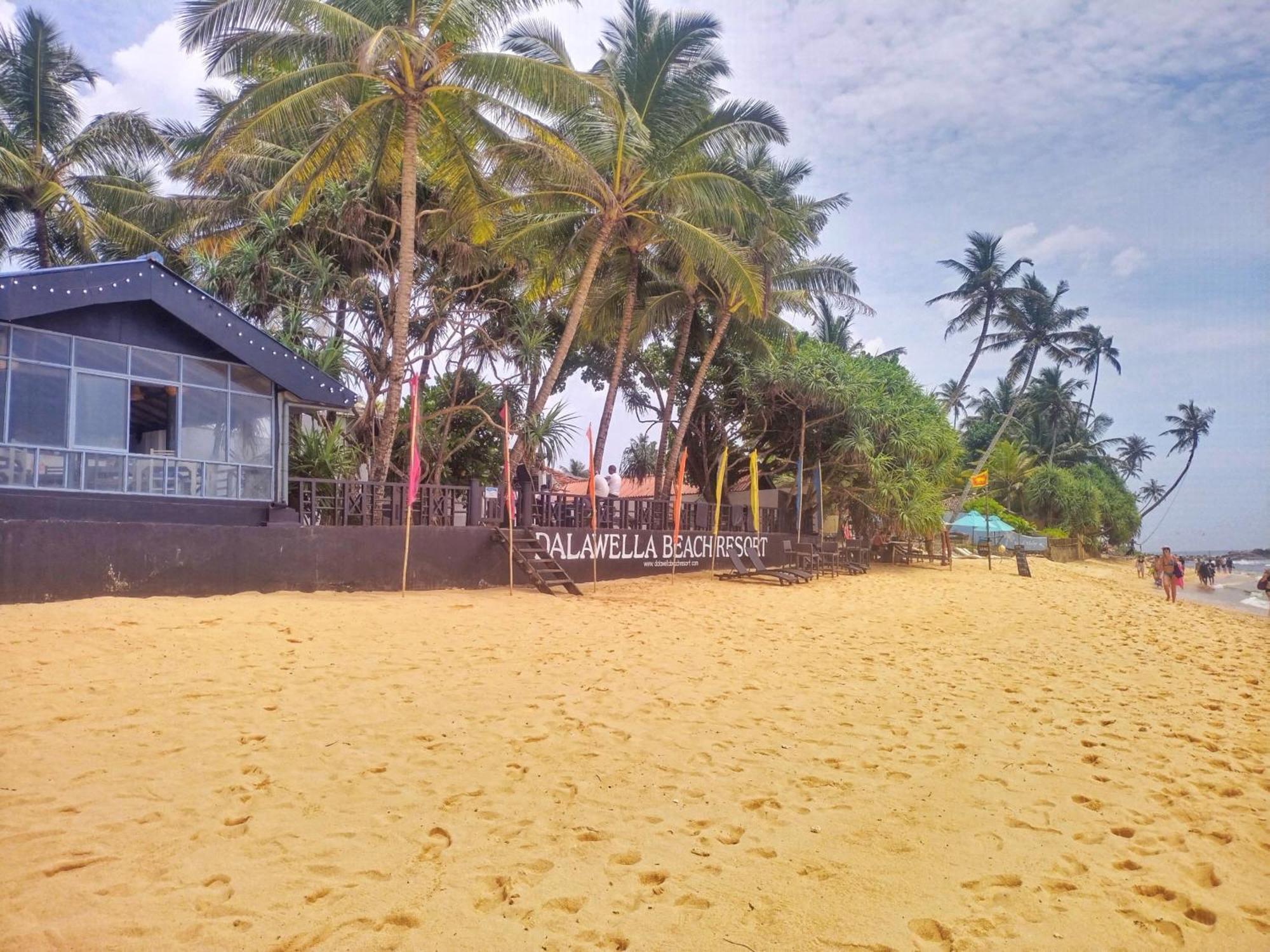 Dalawella Beach Resort Unawatuna Exteriör bild