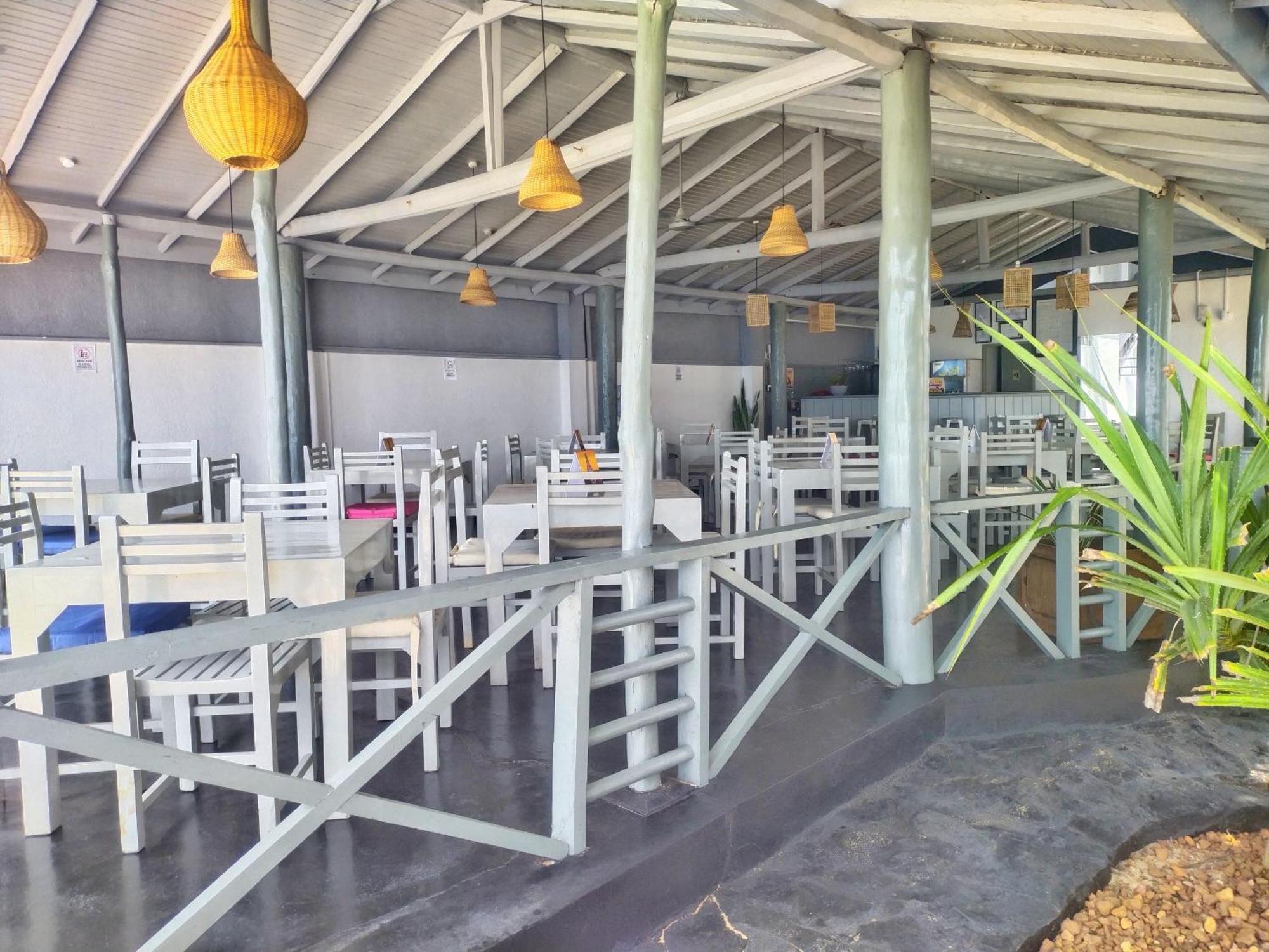 Dalawella Beach Resort Unawatuna Exteriör bild