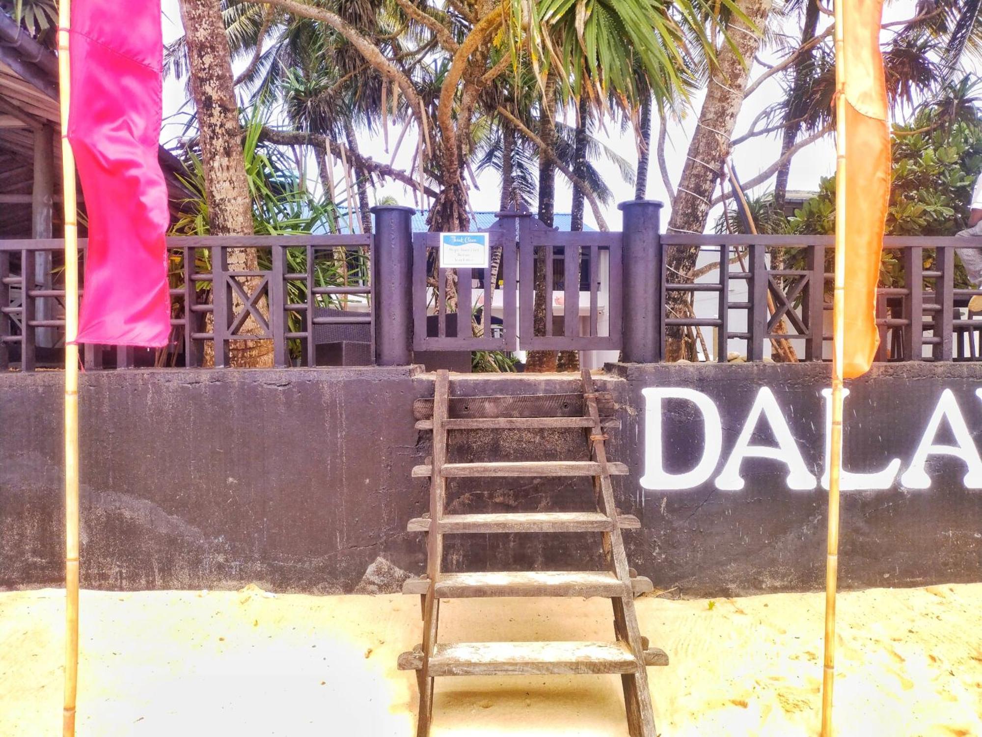 Dalawella Beach Resort Unawatuna Exteriör bild